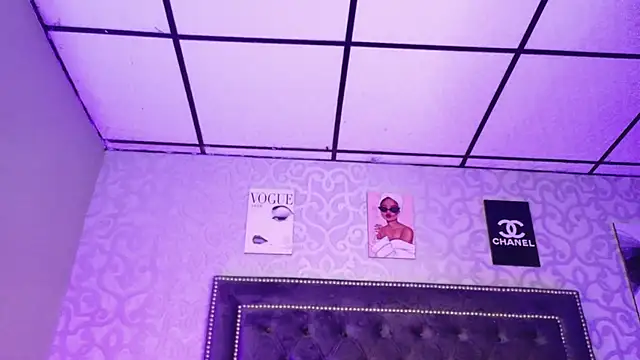 Snapshot of MariiePrice chatting on December 2, 2024, 7:47 am MariiePrice online show from December 2, 2024, 7:47 am