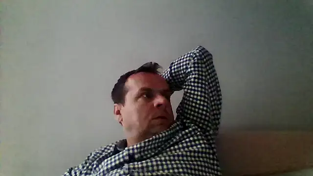 grzes19763 online show from April 5, 2026, 4:15 pm