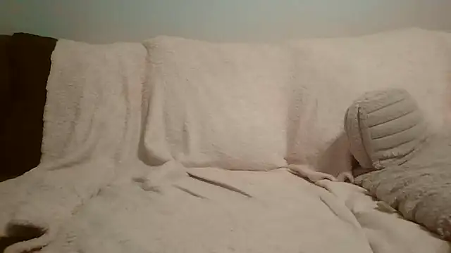 Snapshot of beautylovess chatting on October 29, 2025, 6:37 am beautylovess online show from October 29, 2025, 6:37 am