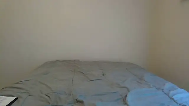 Snapshot of beautylovess chatting on November 3, 2025, 8:10 pm beautylovess online show from November 3, 2025, 8:10 pm