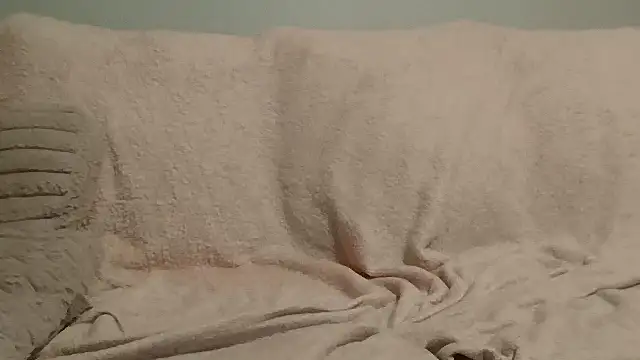 Snapshot of beautylovess chatting on November 15, 2025, 3:59 am beautylovess online show from November 15, 2025, 3:59 am