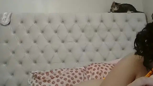 Snapshot of beautylovess chatting on January 14, 2026, 5:07 pm beautylovess online show from January 14, 2026, 5:07 pm