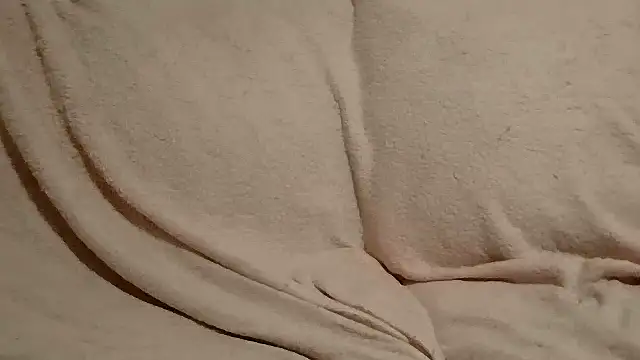 Snapshot of beautylovess chatting on February 23, 2026, 6:22 am beautylovess online show from February 23, 2026, 6:22 am