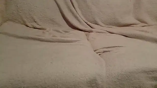 beautylovess online show from April 13, 2026, 1:11 am