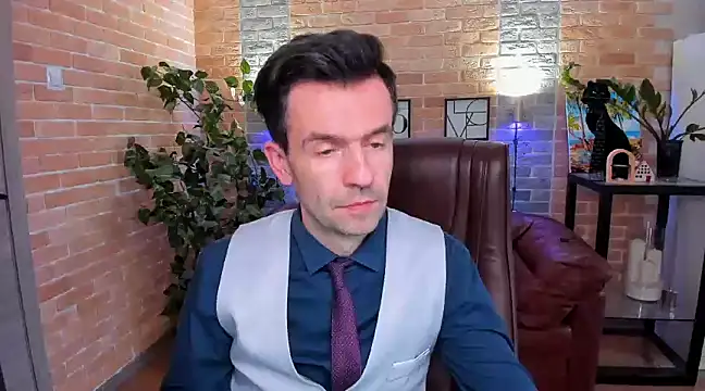 SteveTiger online show from March 10, 2025, 3:20 pm