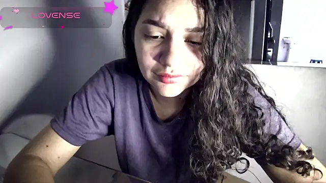 Snapshot of blerstefan1 chatting on January 25, 2025, 12:58 pm blerstefan1 online show from January 25, 2025, 12:58 pm