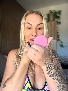 NastyMilf  online show from February 16, 2026, 9:27 am