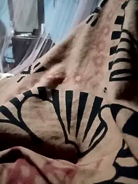 Snapshot of Nirmaana76 chatting on October 28, 2025, 2:31 pm Nirmaana76 online show from October 28, 2025, 2:31 pm