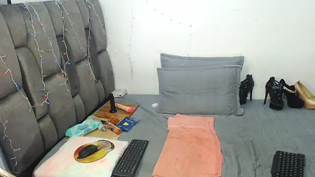 Snapshot of Tits__sweet chatting on February 11, 2025, 3:29 pm Tits sweet online show from February 11, 2025, 3:29 pm