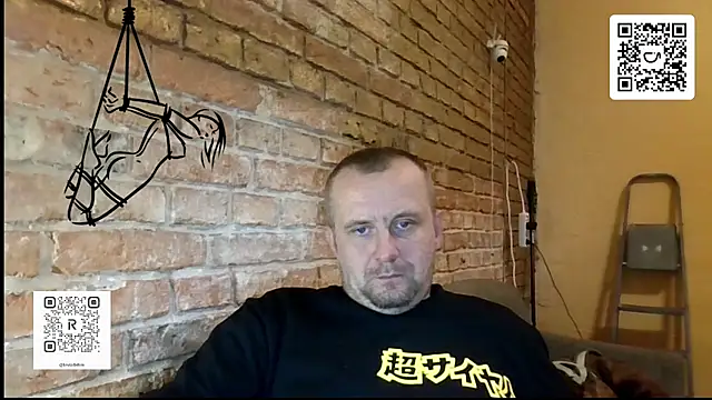 Snapshot of MrWhitePL chatting on November 4, 2025, 5:23 pm MrWhitePL online show from November 4, 2025, 5:23 pm