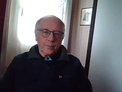 Snapshot of johnjohn622662 chatting on February 14, 2026, 1:52 pm johnjohn622662 online show from February 14, 2026, 1:52 pm