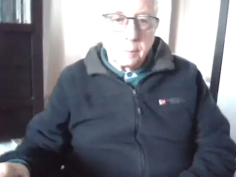 Snapshot of johnjohn622662 chatting on March 31, 2026, 1:00 pm johnjohn622662 online show from March 31, 2026, 1:00 pm