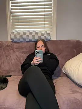 jaseyrae online show from March 12, 2026, 4:13 pm