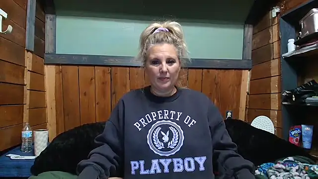 Snapshot of lisaxlovexxx chatting on January 12, 2026, 7:19 pm lisaxlovexxx online show from January 12, 2026, 7:19 pm