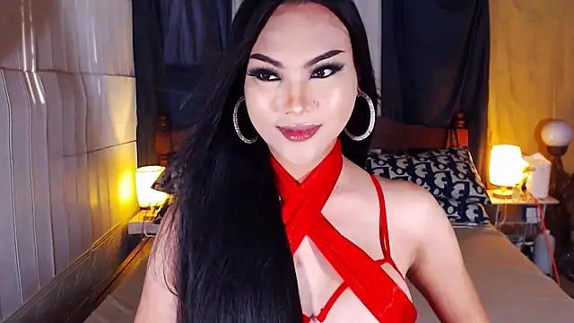 Snapshot of UrsexiestTammy chatting on October 8, 2025, 3:37 am UrsexiestTammy online show from October 8, 2025, 3:37 am