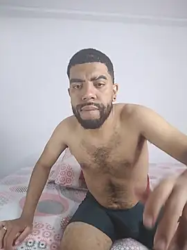 Snapshot of Aroon_Stonne chatting on December 1, 2025, 12:37 am Aroon Stonne online show from December 1, 2025, 12:37 am