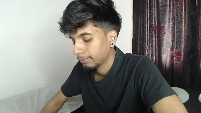 stevenosori online show from September 17, 2025, 4:52 pm