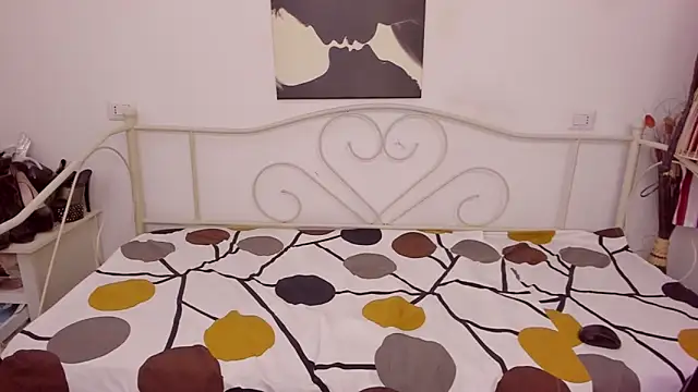 jessystarr online show from October 2, 2025, 2:57 pm