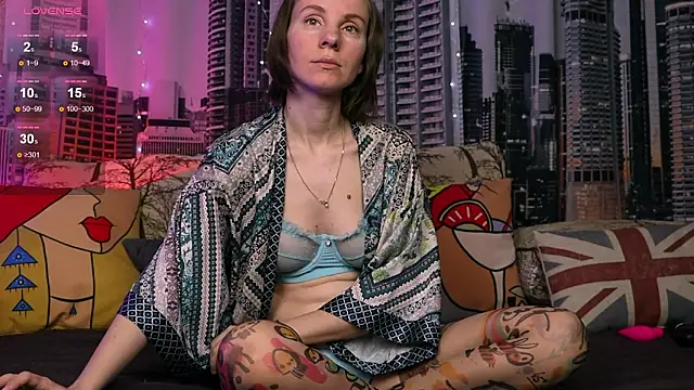 Snapshot of Sarsei chatting on March 21, 2025, 2:07 am Sarsei online show from March 21, 2025, 2:07 am