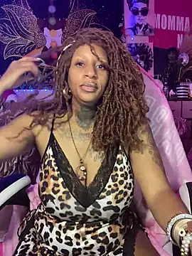 Snapshot of MzParker chatting on September 10, 2025, 4:07 pm MzParker online show from September 10, 2025, 4:07 pm