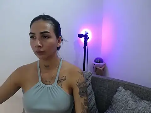 Snapshot of Allyson_Smith chatting on January 26, 2025, 12:58 am Allyson Smith online show from January 26, 2025, 12:58 am