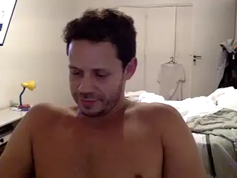 Snapshot of FelipeRiver chatting on February 5, 2025, 2:08 am FelipeRiver online show from February 5, 2025, 2:08 am