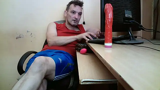 Snapshot of dundyFocus chatting on September 24, 2025, 5:22 am dundyFocus online show from September 24, 2025, 5:22 am