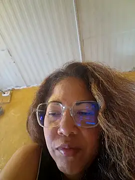 mila38 online show from May 4, 2026, 7:59 am