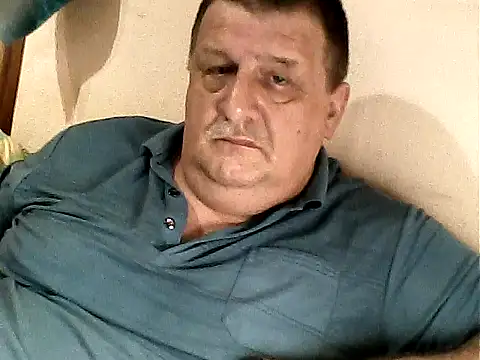 Vyrtous579 online show from April 19, 2026, 3:22 pm