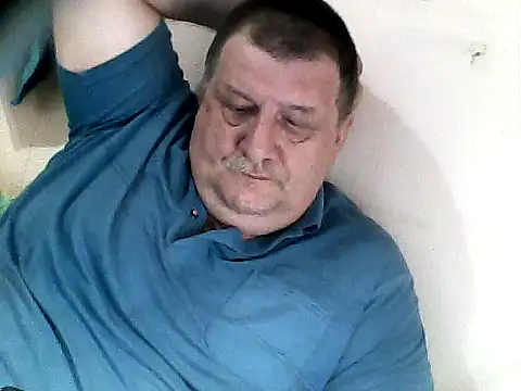 Vyrtous579 online show from April 21, 2026, 3:17 pm