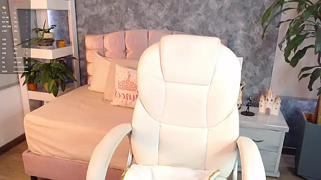 Snapshot of niko_robin chatting on October 28, 2025, 6:32 pm niko robin online show from October 28, 2025, 6:32 pm