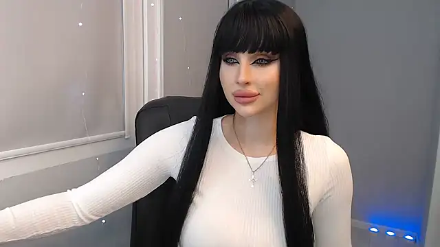 Snapshot of Lady_Joli chatting on December 12, 2024, 8:32 pm Lady Joli online show from December 12, 2024, 8:32 pm