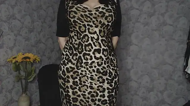 Aziza1 online show from March 2, 2025, 2:43 pm