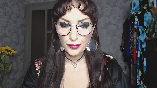 Snapshot of Aziza1 chatting on March 2, 2026, 1:07 pm Aziza1 online show from March 2, 2026, 1:07 pm