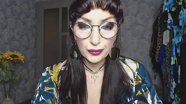 Snapshot of Aziza1 chatting on March 5, 2026, 1:07 pm Aziza1 online show from March 5, 2026, 1:07 pm