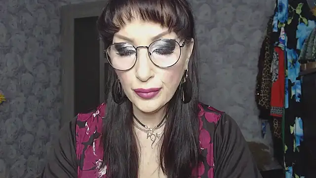 Snapshot of Aziza1 chatting on March 31, 2026, 1:11 pm Aziza1 online show from March 31, 2026, 1:11 pm