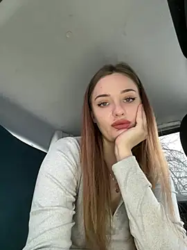 Snapshot of Night_dreams chatting on February 25, 2026, 10:25 am Night dreams online show from February 25, 2026, 10:25 am