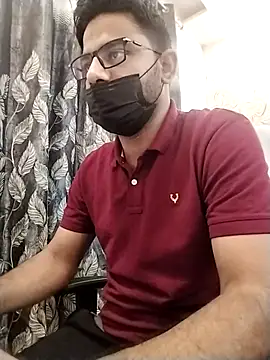 Snapshot of hotindianstud chatting on February 22, 2025, 12:19 pm hotindianstud online show from February 22, 2025, 12:19 pm