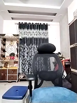 Snapshot of hotindianstud chatting on October 22, 2025, 12:27 pm hotindianstud online show from October 22, 2025, 12:27 pm