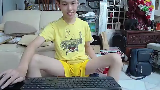 andrewooi online show from January 18, 2025, 12:26 pm