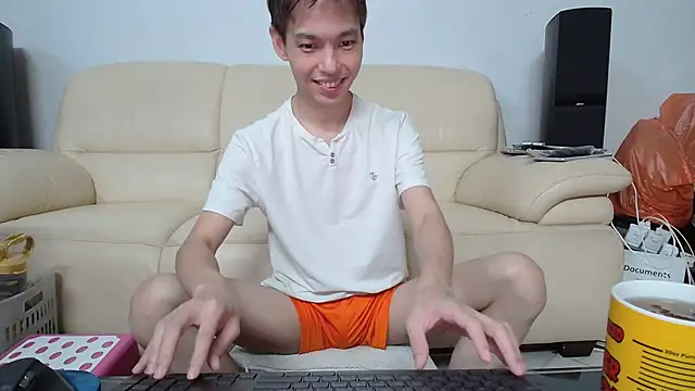 andrewooi online show from September 25, 2025, 9:40 pm