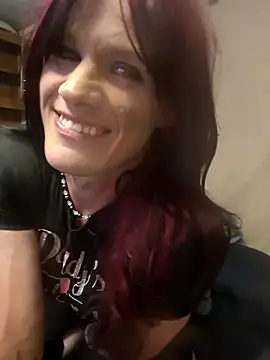 Snapshot of MaddyC6992 chatting on May 9, 2026, 7:35 am MaddyC6992 online show from May 9, 2026, 7:35 am