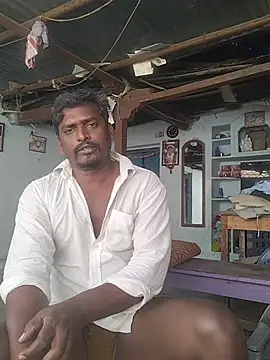 Snapshot of rohanhotguy chatting on February 16, 2026, 8:32 am rohanhotguy online show from February 16, 2026, 8:32 am