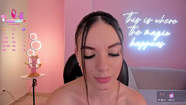 MorganHicks online show from March 15, 2025, 10:44 pm