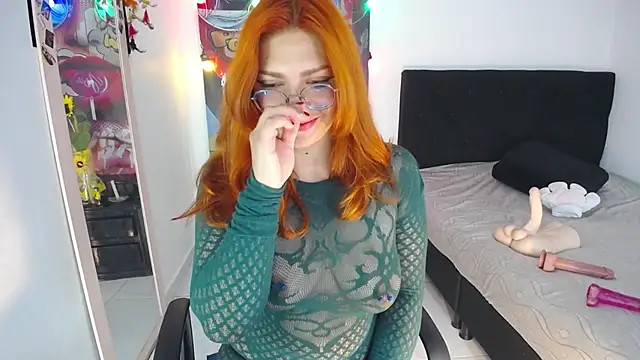 Snapshot of coraline101_ chatting on March 10, 2026, 2:05 am coraline101 online show from March 10, 2026, 2:05 am