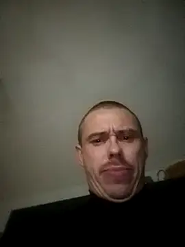 Snapshot of Pavelbure77 chatting on January 4, 2025, 2:14 am Pavelbure77 online show from January 4, 2025, 2:14 am