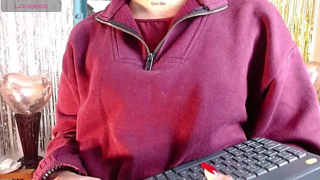 DestinyHills online show from February 24, 2025, 12:05 pm