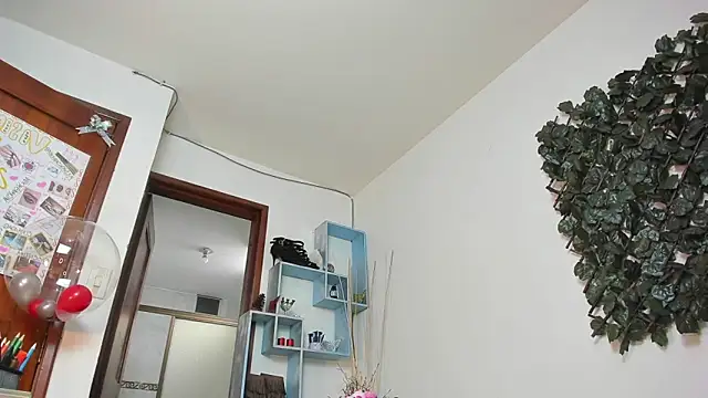 DestinyHills online show from April 13, 2026, 12:10 pm