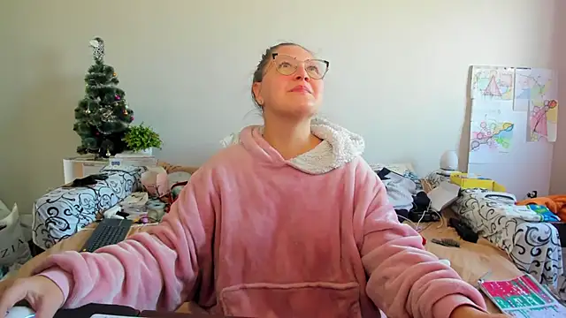 IamYourNarcotic online show from February 4, 2026, 9:04 am