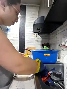 linda-schmidt online show from January 8, 2025, 2:56 pm